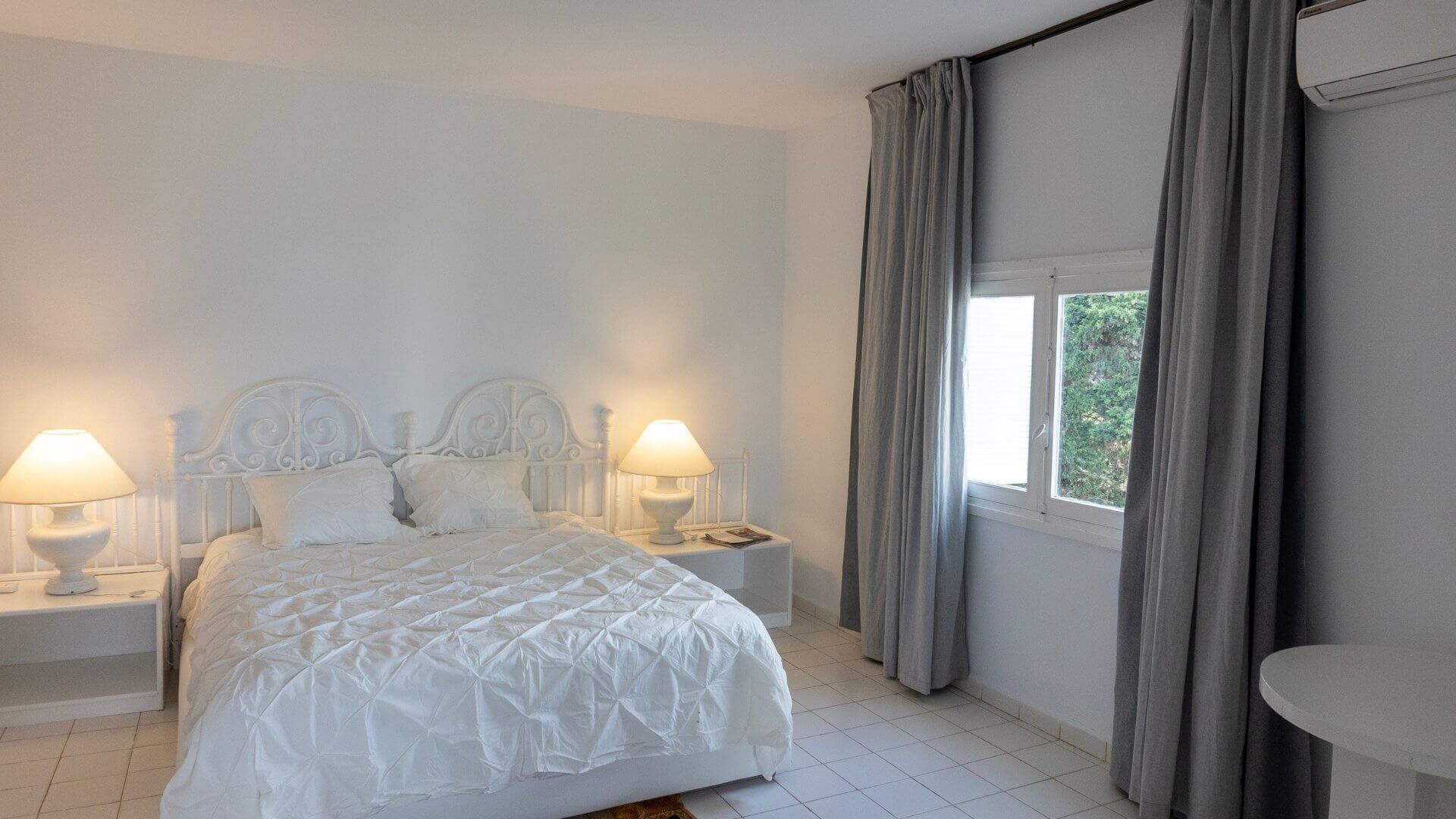 Chambre 1 de la villa